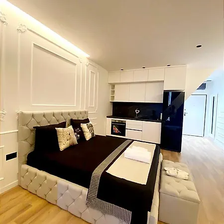 Apartment Square 21 Tirana