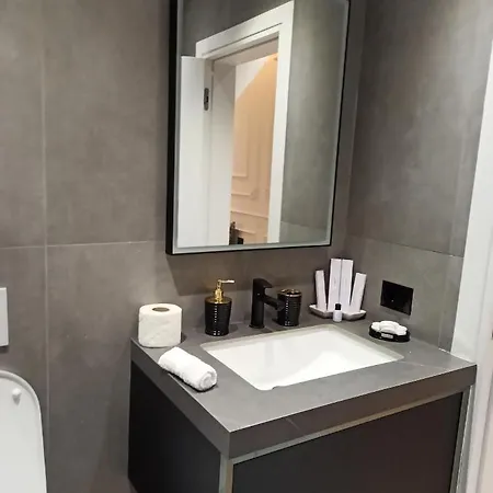 Апартаменты Square 21 Тирана